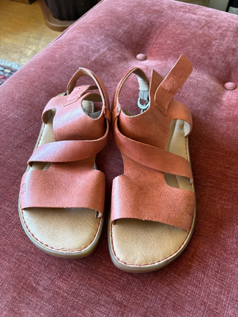 Born Ankle strap Buckle Sandal size 10